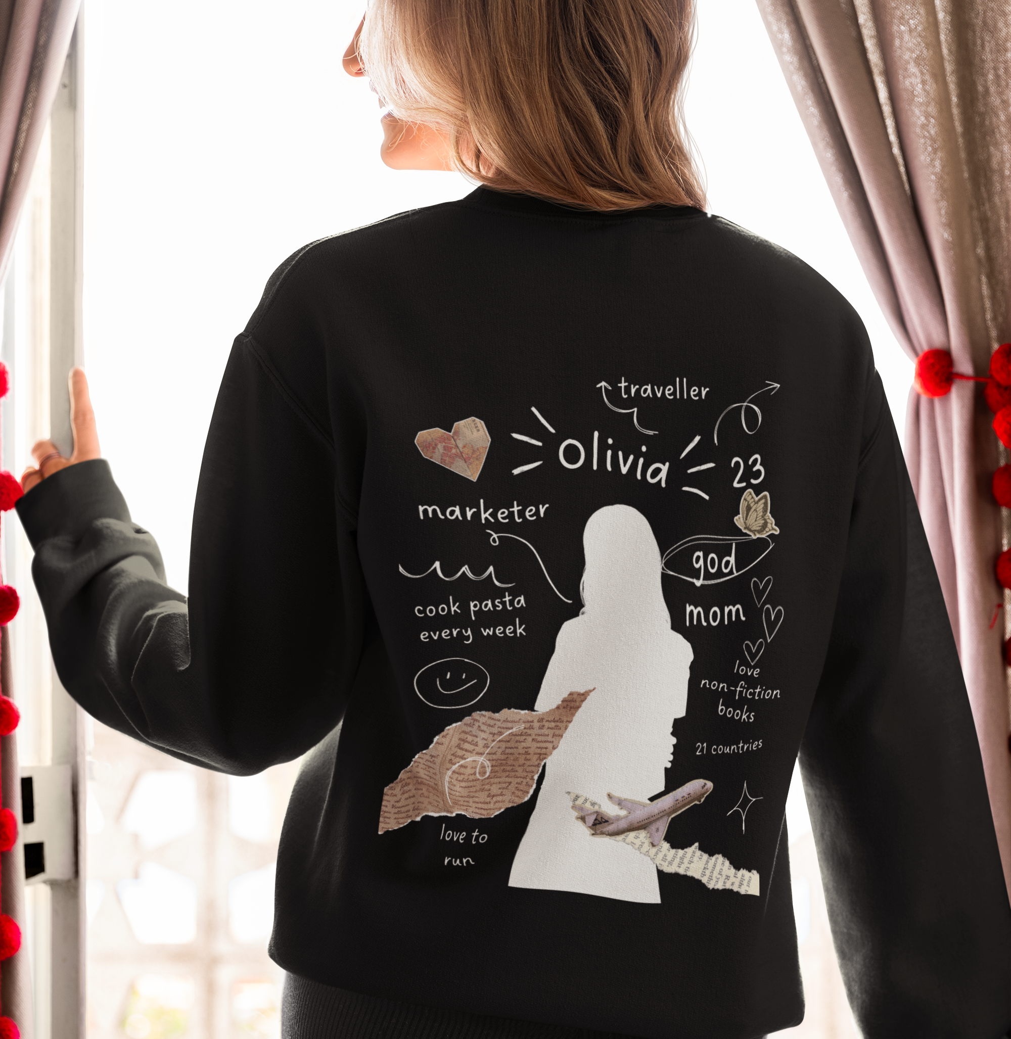 Women’s 'Travelling Lover' Oversized Sweatshirt for all-day comfort